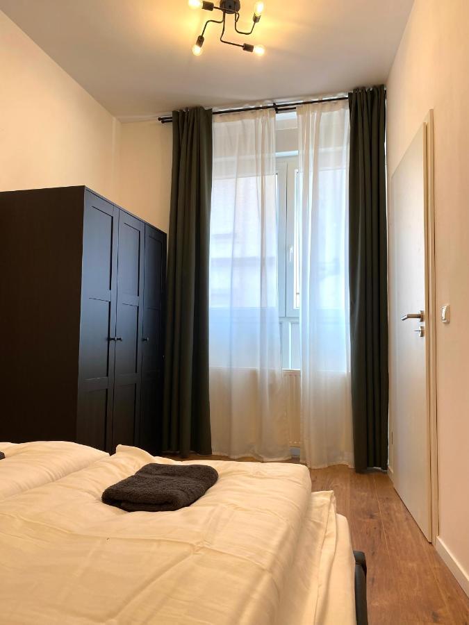 Lahn Kuesst Rhein - Ferienwohnung 兰施泰因 外观 照片