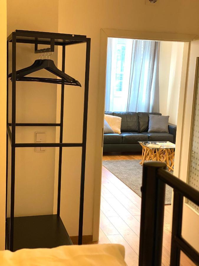 Lahn Kuesst Rhein - Ferienwohnung 兰施泰因 外观 照片